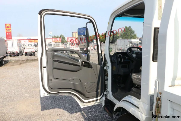 Tangjun Ouling K1 Series 110 hp 4X2(6 wheels) 3.7m single-row cab flatbed light truck (1) | 86Trucks