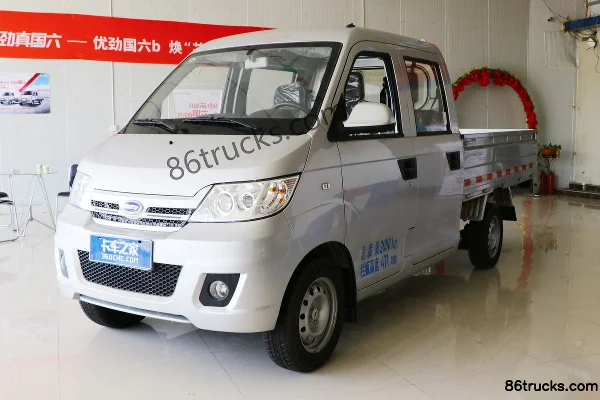 Karry Youjin Practical 1.3L 91hp 4X2(6 wheels) Gasoline 2.5m Double Row Flatbed Mini Truck (China VI) Exterior (2) | 86Trucks
