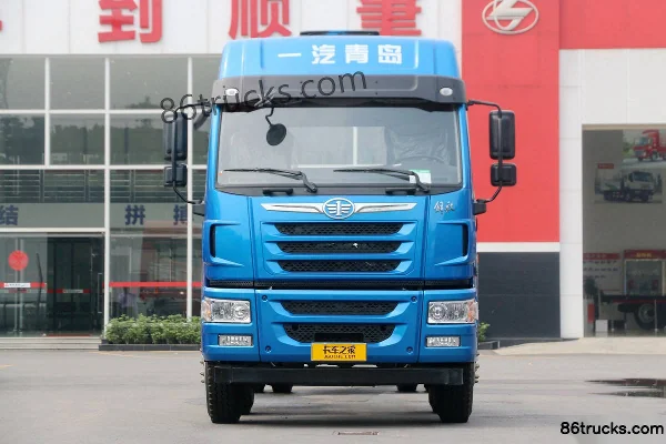 FAW Jiefang Qingdao Han V 290 hp 8X4(12 wheels) liquid supply truck (Chusheng brand) Exterior