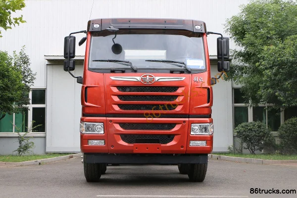 Chusheng Chusheng FAW Jiefang Qingdao chassis liquid transport truck
