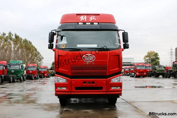 Suizhou Lishen Suizhou Lishen FAW Jiefang chassis powder tank truck