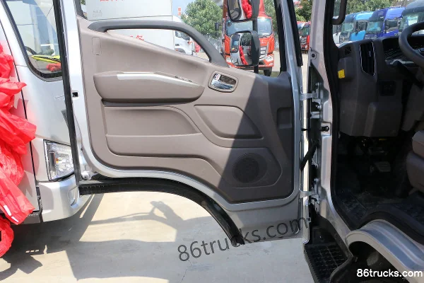 Foton Aumark S3 Series 143 hp 4X2(6 wheels) 3.8m Half-cab Flatbed Light Truck (ZF 6-speed) (3) | 86Trucks