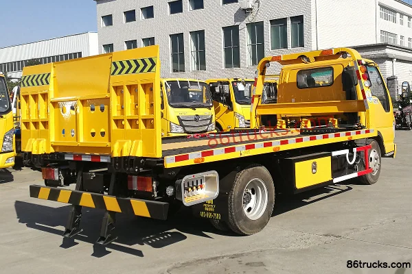 Qingling Isuzu 100P 98 ch 4X2(6 roues) dépanneuse (marque Pafeite) Extérieur (3) | 86Trucks
