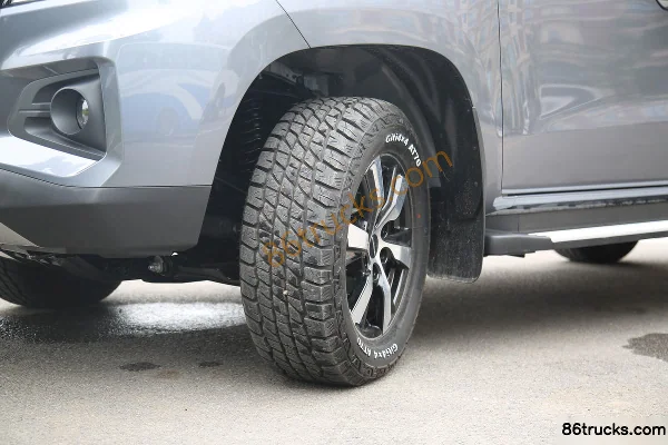 Changan Kaicheng F70 Standard Edition 2.5T Diesel 129hp 2WD Standard Wheelbase Double Row Pickup Body (3) | 86Trucks