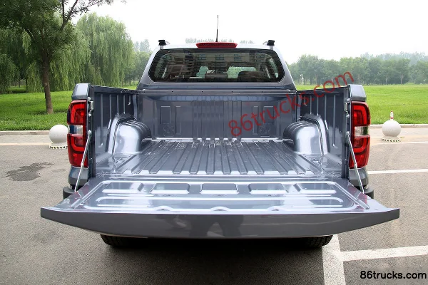 Changan Kaicheng F70 Standard Edition 2.5T Diesel 129hp 2WD Standard Wheelbase Double Row Pickup Official Photos (1) | 86Trucks