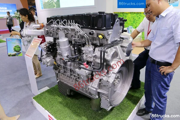 Yuchai YCK11400-60 400 ch 11L China VI moteur diesel Extérieur (2) | 86Trucks