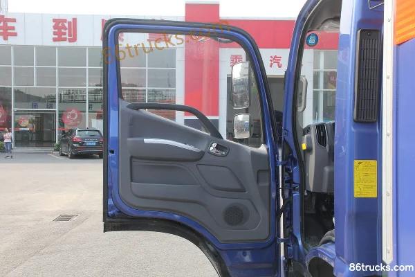 Foton Ollin CTS 141hp 4X2(6 wheels) 4.1m Gas Cylinder Transport Truck (Rongwo Brand) Cab (1) | 86Trucks