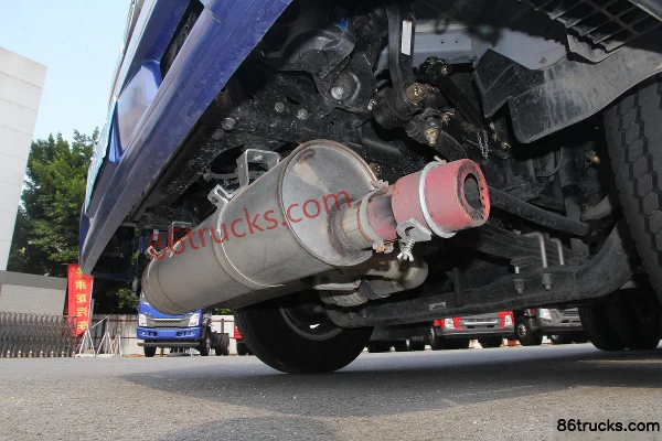 Foton Ollin CTS 141hp 4X2(6 wheels) 4.1m Gas Cylinder Transport Truck (Rongwo Brand) Chassis (3) | 86Trucks