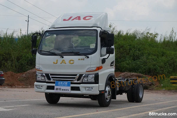 JAC Shuailing E Medium Body 152 hp 4X2(6 wheels) 4.15m Single Row Box Van Light Truck (Xingrui 6-speed) Exterior (3) | 86Trucks
