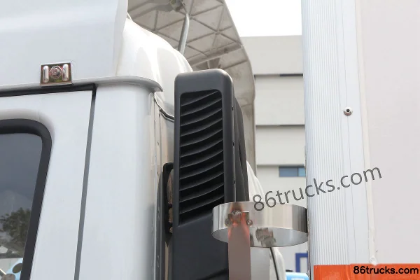 Dongfeng Kaipute K6-L 150 ch 4X2(6 roues) 4,17 m camion caisse pour transport de gaz inflammable Carrosserie (1) | 86Trucks