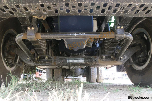 Foton AumanGTL Basic Edition 350hp 6X4(10 wheels) 5.6m LNG dump truck (China VI) Chassis (1) | 86Trucks