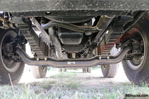 Foton AumanETX 5 Series Heavy Truck 245 hp 6X2(8 wheels) 8m Stake Cargo Truck (440 rear axle) Chassis (1) | 86Trucks