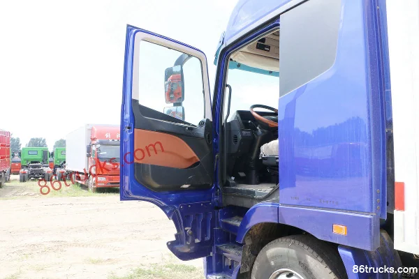 Foton AumanEST 6 Series Heavy Truck 360 hp 8X4(12 wheels) 9.53 m Van Cargo Truck Cab (1) | 86Trucks