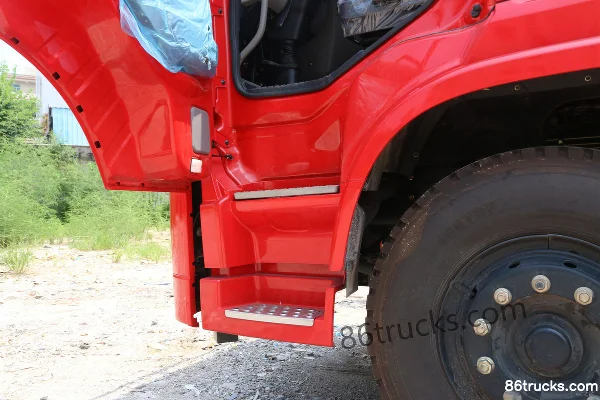 Sanhuan Shitong Haolong Comfort Edition 300hp 8X2(10 wheels) 8.7m Flatbed Cargo Truck (China VI) (8-speed) Cab (2) | 86Trucks