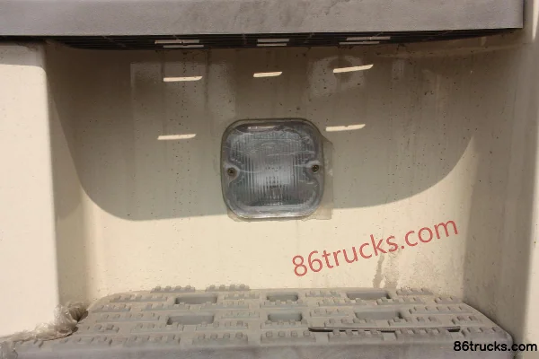 Foton AumanETX 6 Series Heavy Truck 290hp 8X4(12 wheels) 9.5m Flatbed Truck (High Roof) Chassis (1) | 86Trucks