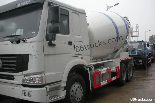Sinotruk HOWO 336 ch 6X4(10 roues) camion malaxeur (marque Chusheng) Extérieur (2) | 86Trucks