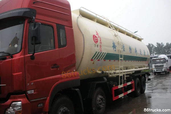 Dongfeng Commercial Vehicle Tianlong 340 hp 8X4(12 wheels) Bulk Powder Material Truck (Chusheng Brand) Exterior (3) | 86Trucks