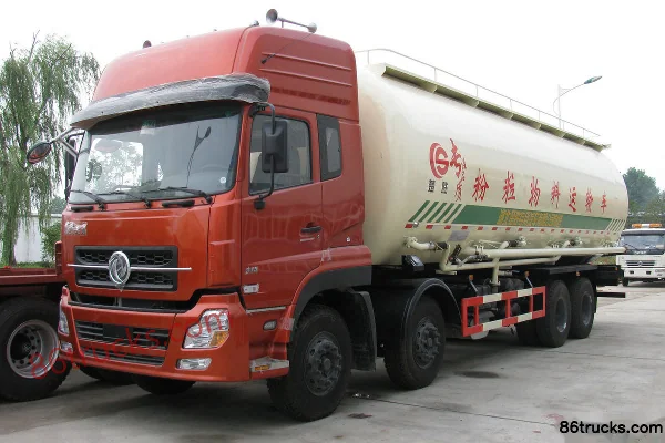 Dongfeng Commercial Vehicle Tianlong 340 hp 8X4(12 wheels) Bulk Powder Material Truck (Chusheng Brand) Exterior (2) | 86Trucks