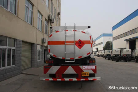 Dongfeng 140 Series 140 hp 4X2(6 wheels) Chemical Liquid Transport Truck (Chusheng Brand) Exterior (2) | 86Trucks