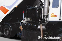Dongfeng Commercial Vehicle Tianjin 180 hp 4X2(6 wheels) Sweeper Truck (Fulong Continental) Chassis (1) | 86Trucks