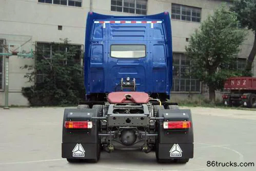 Sinotruk Weihao Heavy Truck 310 hp 4X2(6 wheels) Tractor Truck (Long Nose High Roof) Exterior (2) | 86Trucks