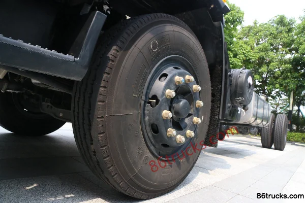 Dongfeng Commercial Vehicle Tianjin KR 230 ch 4X2(6 roues) camion porteur fourgon 9,8 m (China VI) Châssis (3) | 86Trucks