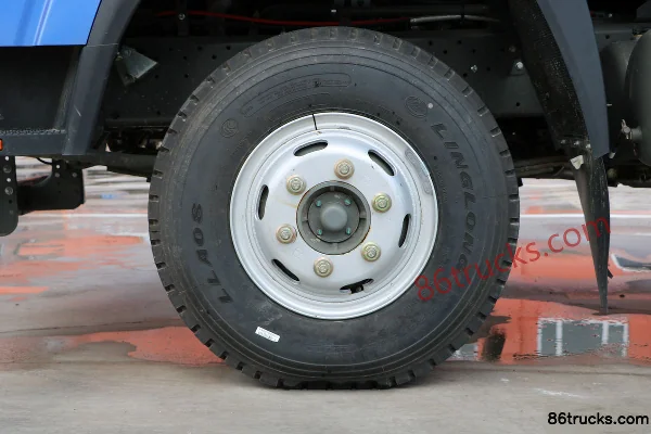 Sinotruk Wangpai Série 7 757B 129 ch 4X2(6 roues) camion benne 3,8 m (pont arrière 5L) Châssis (2) | 86Trucks