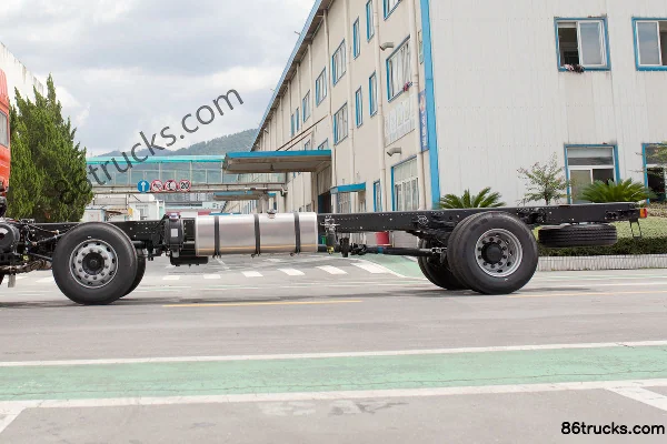 Dongfeng Commercial Vehicle Tianjin KR Édition Élite 260 ch 6X2(8 roues) 7,7 m Camion porteur à ridelles (toit plat double couchette) Châssi