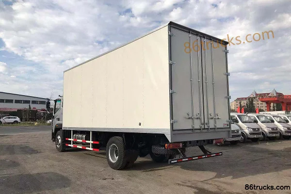 Foton Ouhang R 170 ch 4X2(6 roues) 6,6 m camion frigorifique Extérieur (2) | 86Trucks