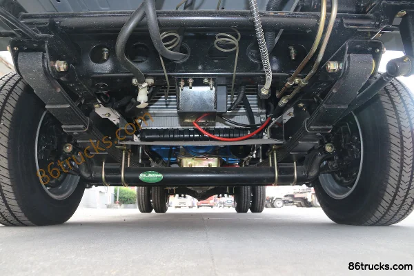 BAIC Heibao H3 90hp 4X2(6 wheels) 3.7m Single Row Flatbed Micro Truck Chassis (1) | 86Trucks