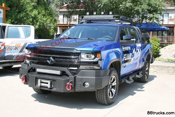 Huanghai N7 2019 Edition Amérique du Nord Sport 2.4T Diesel 129 ch 4x4(6 roues) Manuelle Double cabine Pick-up bleu modifié (3) | 86Trucks