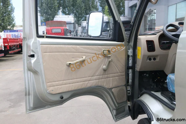 Beiqi Heibao H3 90 ch camion porteur à ridelles double cabine 3,1 m (Mengwo 5 vitesses) 4X2(6 roues) (1) | 86Trucks
