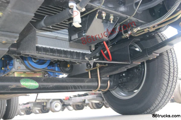 Beiqi Heibao H3 90 ch camion porteur à ridelles double cabine 3,1 m (Mengwo 5 vitesses) 4X2(6 roues) Châssis (3) | 86Trucks