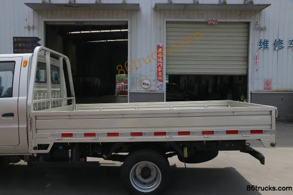 Beiqi Heibao H3 90 ch camion porteur à ridelles double cabine 3,1 m (Mengwo 5 vitesses) 4X2(6 roues) Carrosserie (3) | 86Trucks
