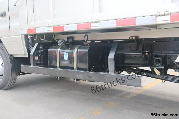 Beiqi Heibao H3 88 hp 4X2(6 wheels) 3.1m Mini Dump Truck Chassis (1) | 86Trucks