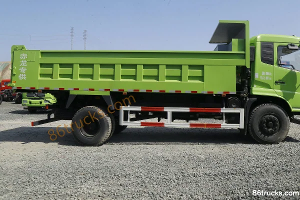 Dongfeng Commercial Vehicle Tianjin camion lourd 240 ch 4X2(6 roues) camion benne 5,7 m (pont arrière 485) Cabine (1) | 86Trucks