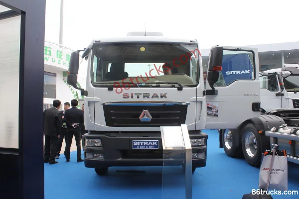 Suizhou Lishen Suizhou Lishen Sitrak Chassis fuel tanker truck
