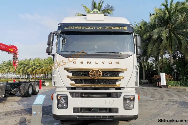 Suizhou Lishen Suizhou Lishen SAIC Hongyan chassis fuel tanker truck