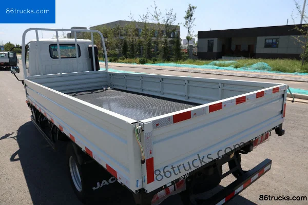 JAC Kangling J3 68 hp 4X2(6 wheels) 3.3m Single Row Flatbed Light Truck Body (2) | 86Trucks