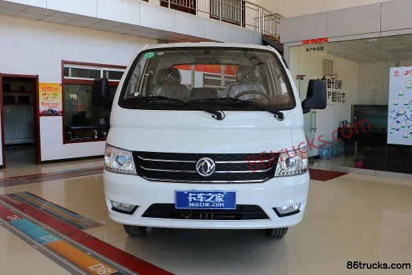 Dongfeng Xiaobawang W17 1.5L 113 hp 4X2(6 wheels) 3.6m Single Row Stake Truck (China VI) Exterior (2) | 86Trucks