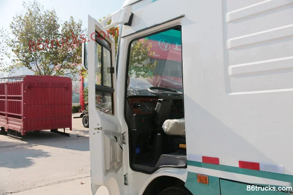 Mudan Zhongba High-End Edition 132hp van truck Cab (1) | 86Trucks