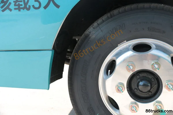 Mudan Zhongba High-End Edition 132hp van truck Chassis (2) | 86Trucks