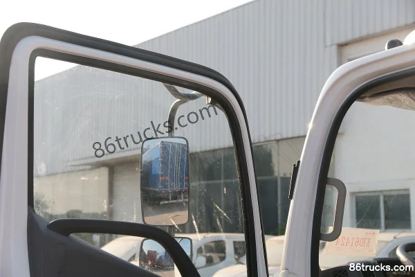 Foton Aoling New Jiyun Lightweight Edition 156 hp 4X2(6 wheels) 4.18 m single-row stake truck Cab (3) | 86Trucks