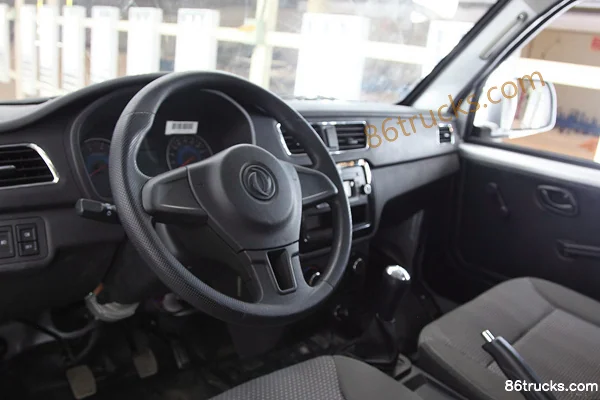 Dongfeng D52 2018 Base Model 1.2L 88 hp 4X2(6 wheels) Gasoline 2.6m Double Row Flatbed Mini Truck (Single Rear Wheel) Cab (1) | 86Trucks