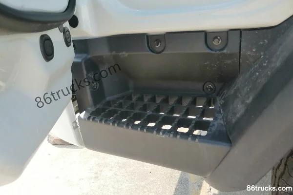 Foton Times Leading 130 hp 4X2(6 wheels) 4.2m Single Row Cage Light Truck Cab (2) | 86Trucks