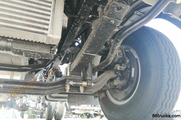Foton Times Leading 130 hp 4X2(6 wheels) 4.2m Single Row Cage Light Truck Chassis (3) | 86Trucks