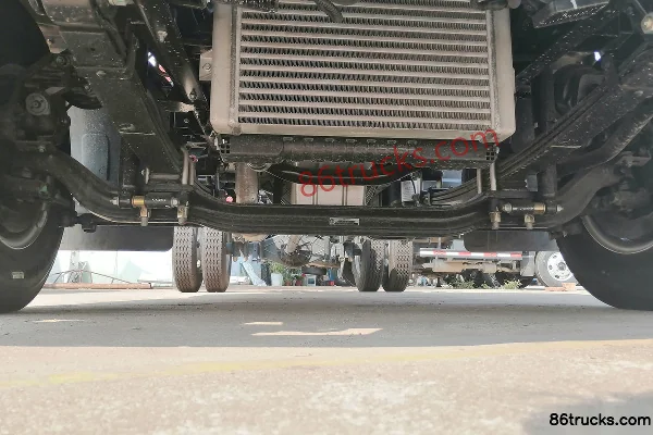Foton Times Leading 130 hp 4X2(6 wheels) 4.2m Single Row Cage Light Truck Chassis (1) | 86Trucks