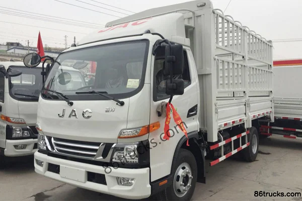 JAC Junling V5 116 hp 4X2(6 wheels) 4.18m Single Row Cage Cargo Light Truck Exterior (2) | 86Trucks