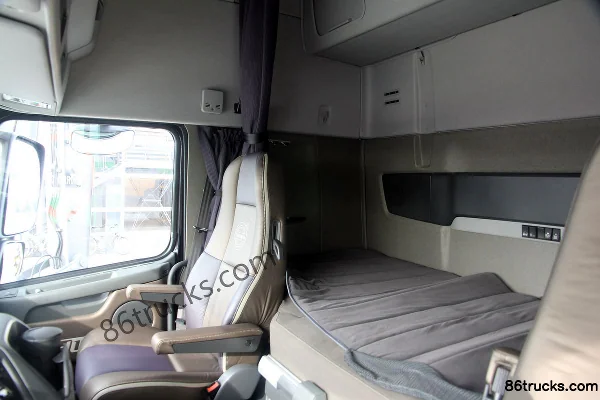 Volvo FH16 poids lourd 750 ch 4X2(6 roues) tracteur routier automatique Cabine (3) | 86Trucks