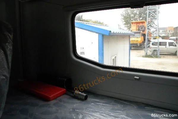 SHACMAN Delong M3000 heavy truck 340hp 6X2(8 wheels) tractor truck Cab (2) | 86Trucks